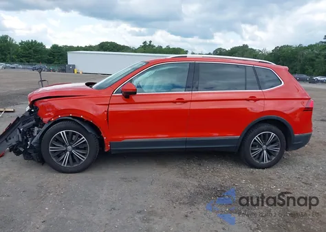 2018 Volkswagen Tiguan 2.0T Se/2.0T Sel из США, поврежденный, VIN 3VV2B7AX1JM003383